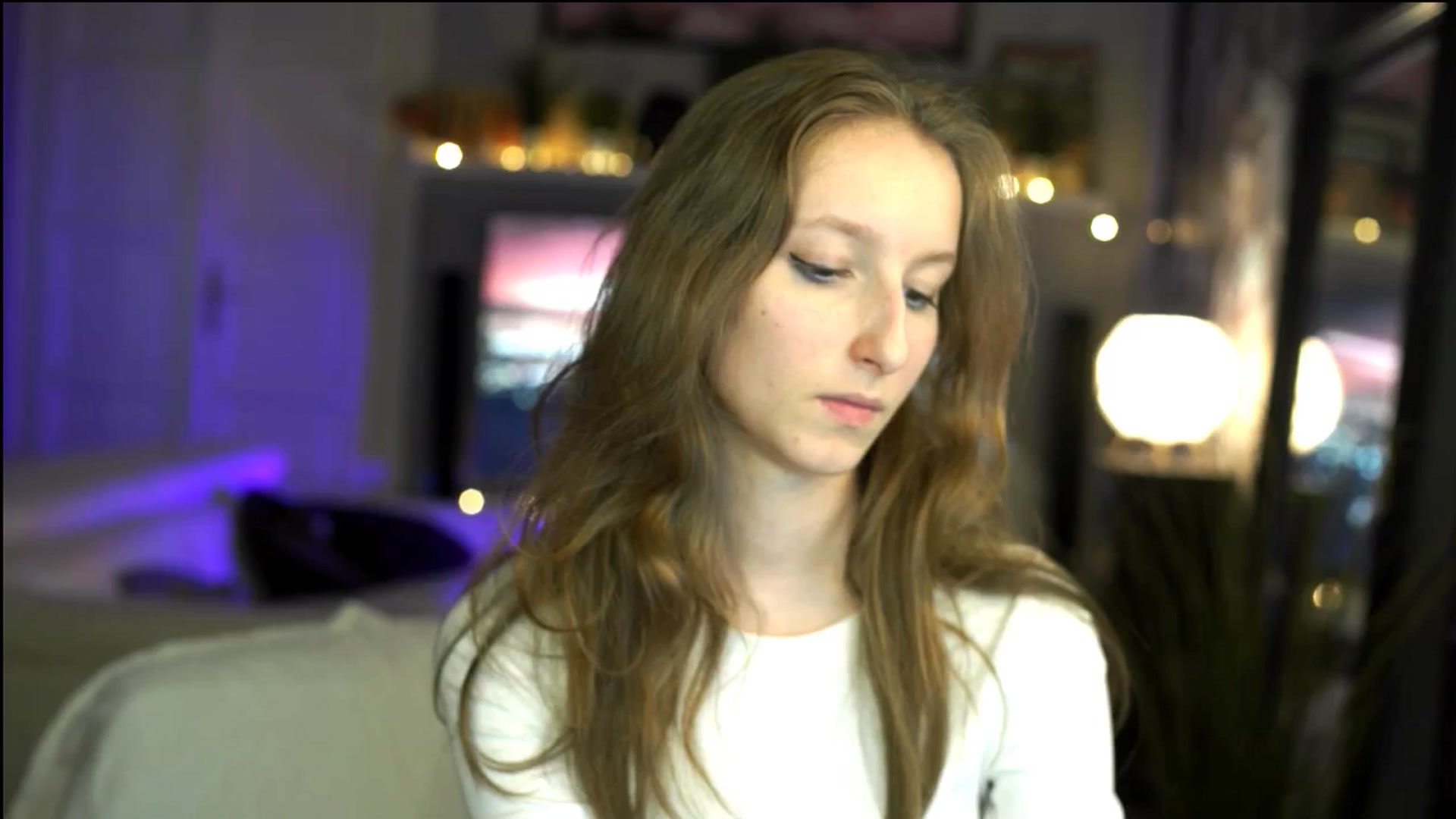 Kira9 video thumbnail