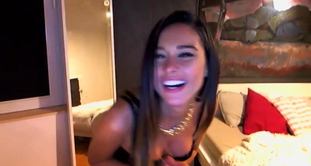 HunChampagne video thumbnail