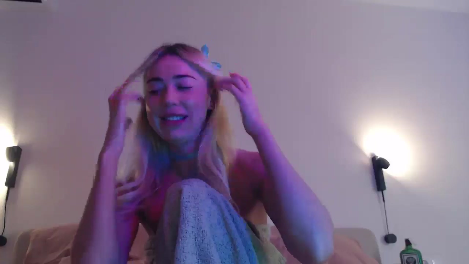 TooMuchGirl video thumbnail