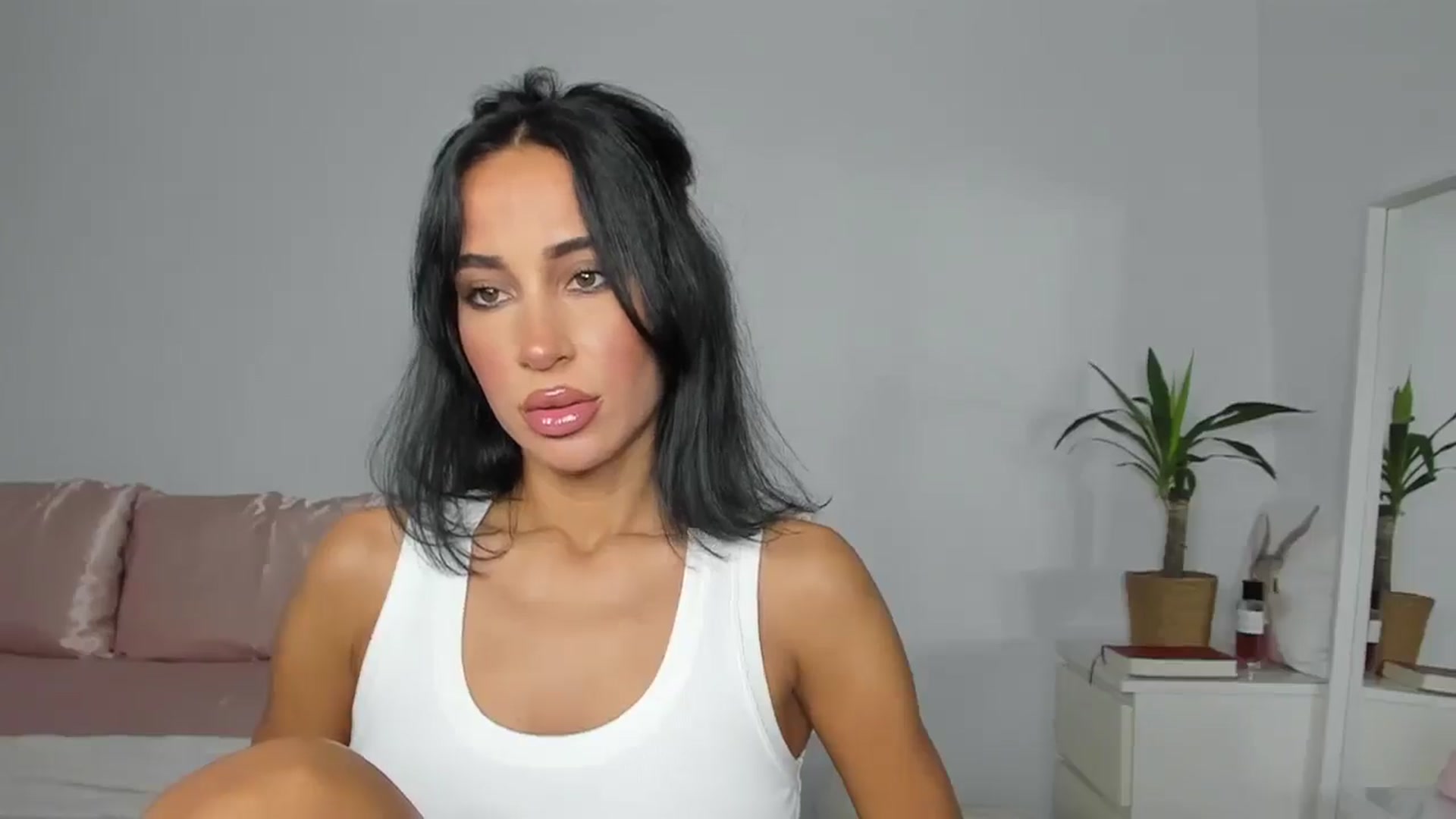 Qarinah video thumbnail
