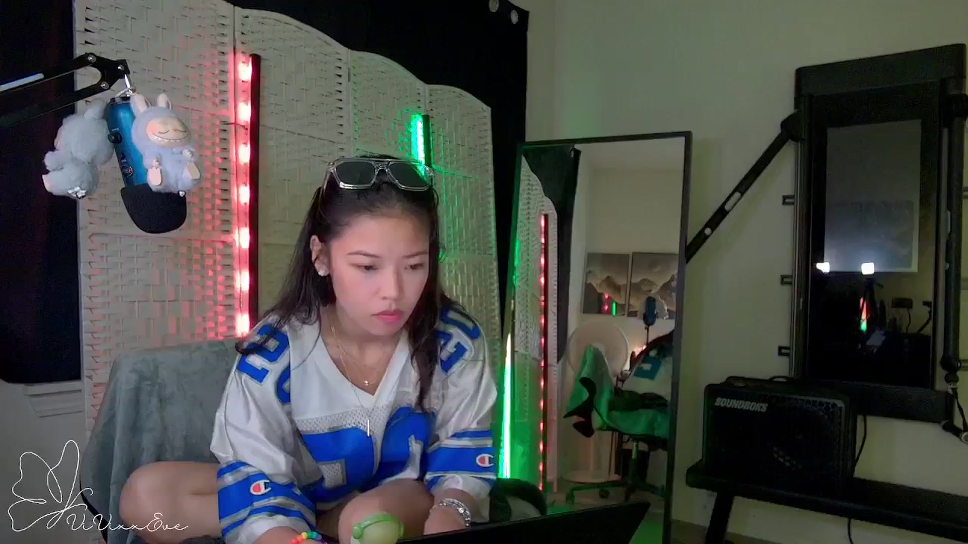 Vivixxeve video thumbnail