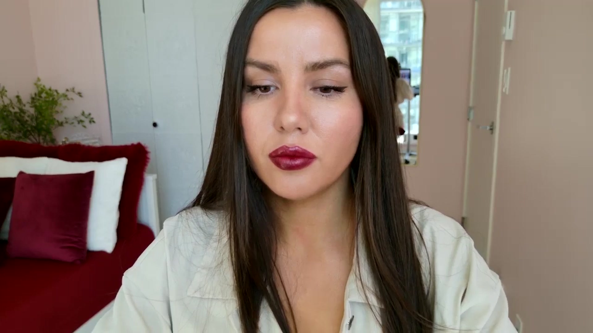 BellaBaxter video thumbnail