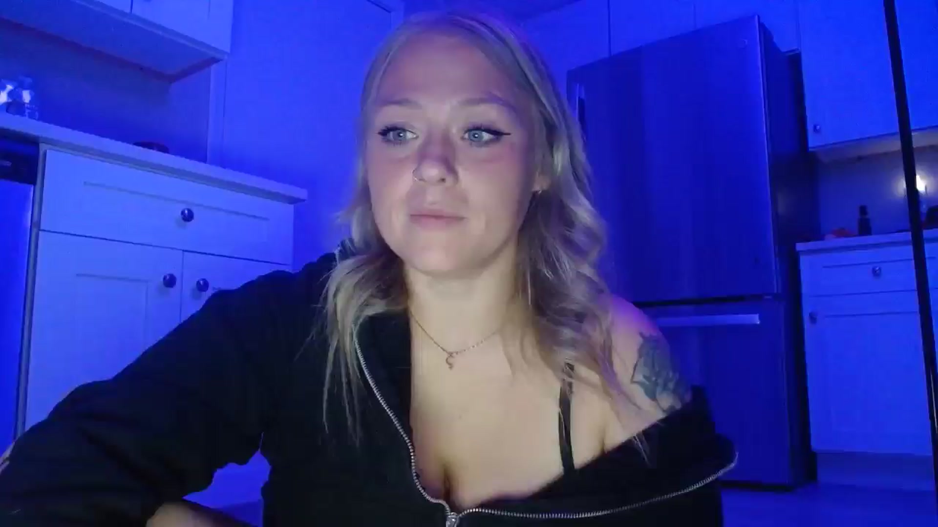 SneakyAlice video thumbnail
