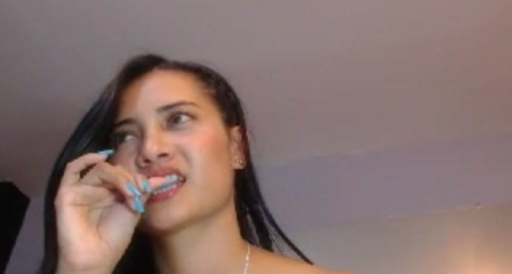 Julie__Moon video thumbnail