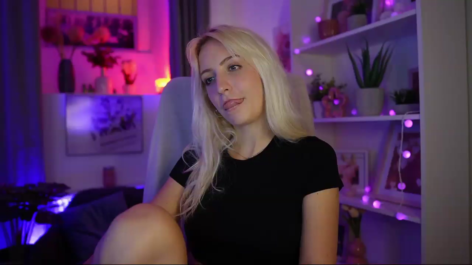 Lucy_Cutie video thumbnail
