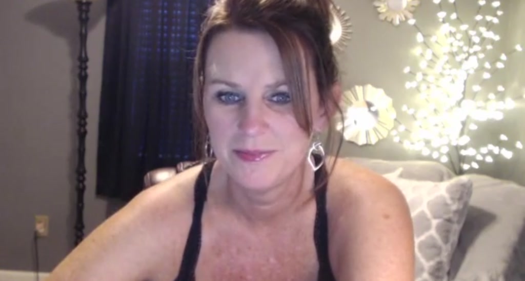 Wife_Layla video thumbnail
