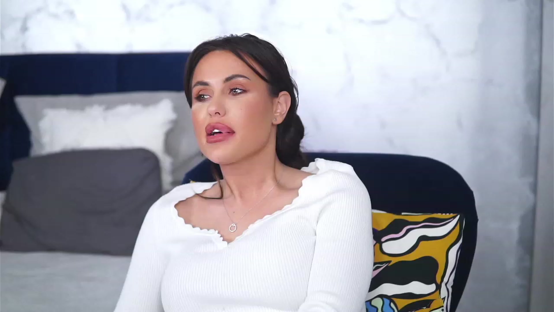 AnaisBellas video thumbnail