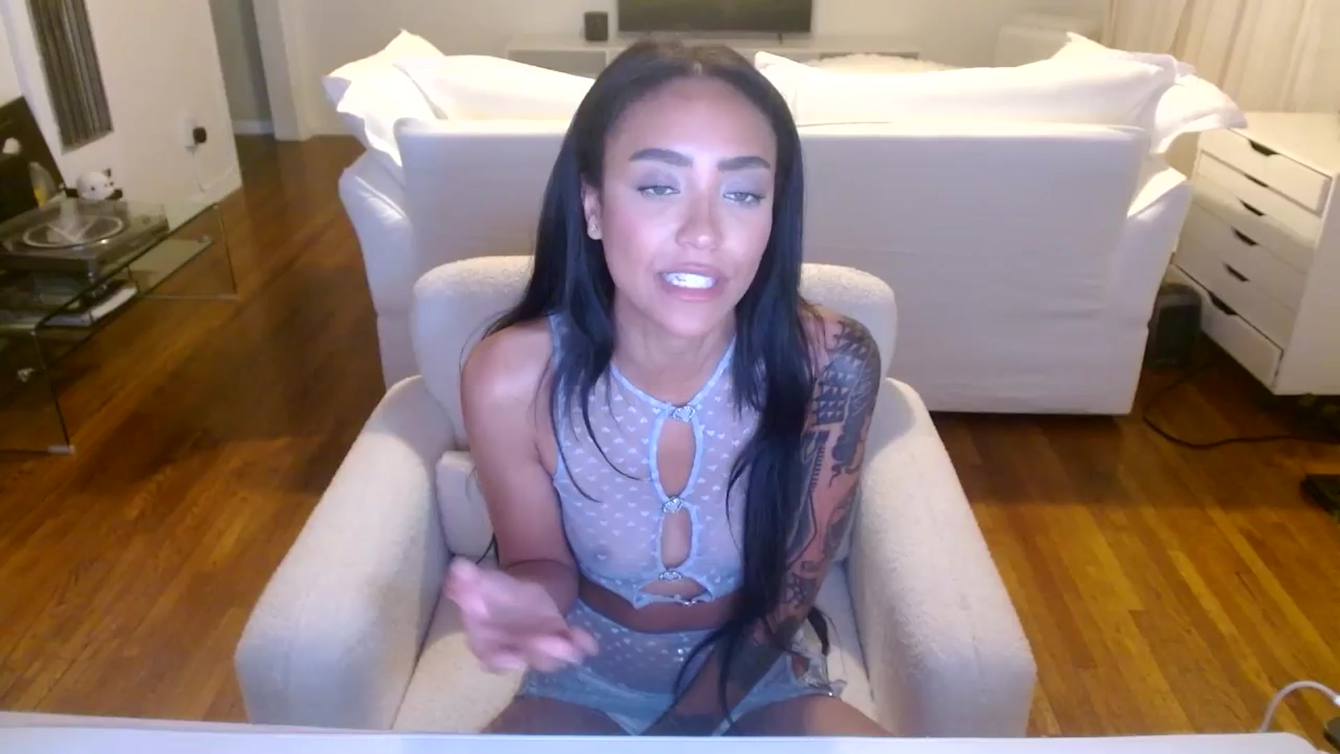 rosiewestttt video thumbnail
