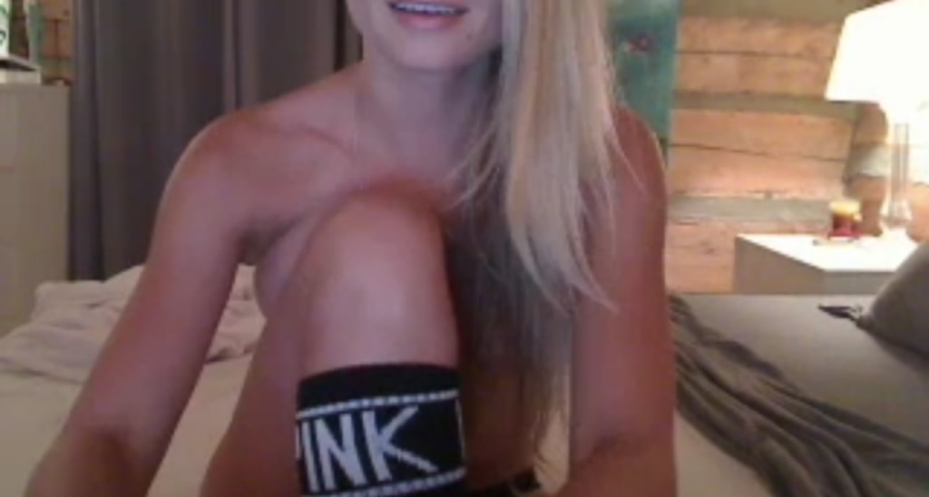 KissKara video thumbnail