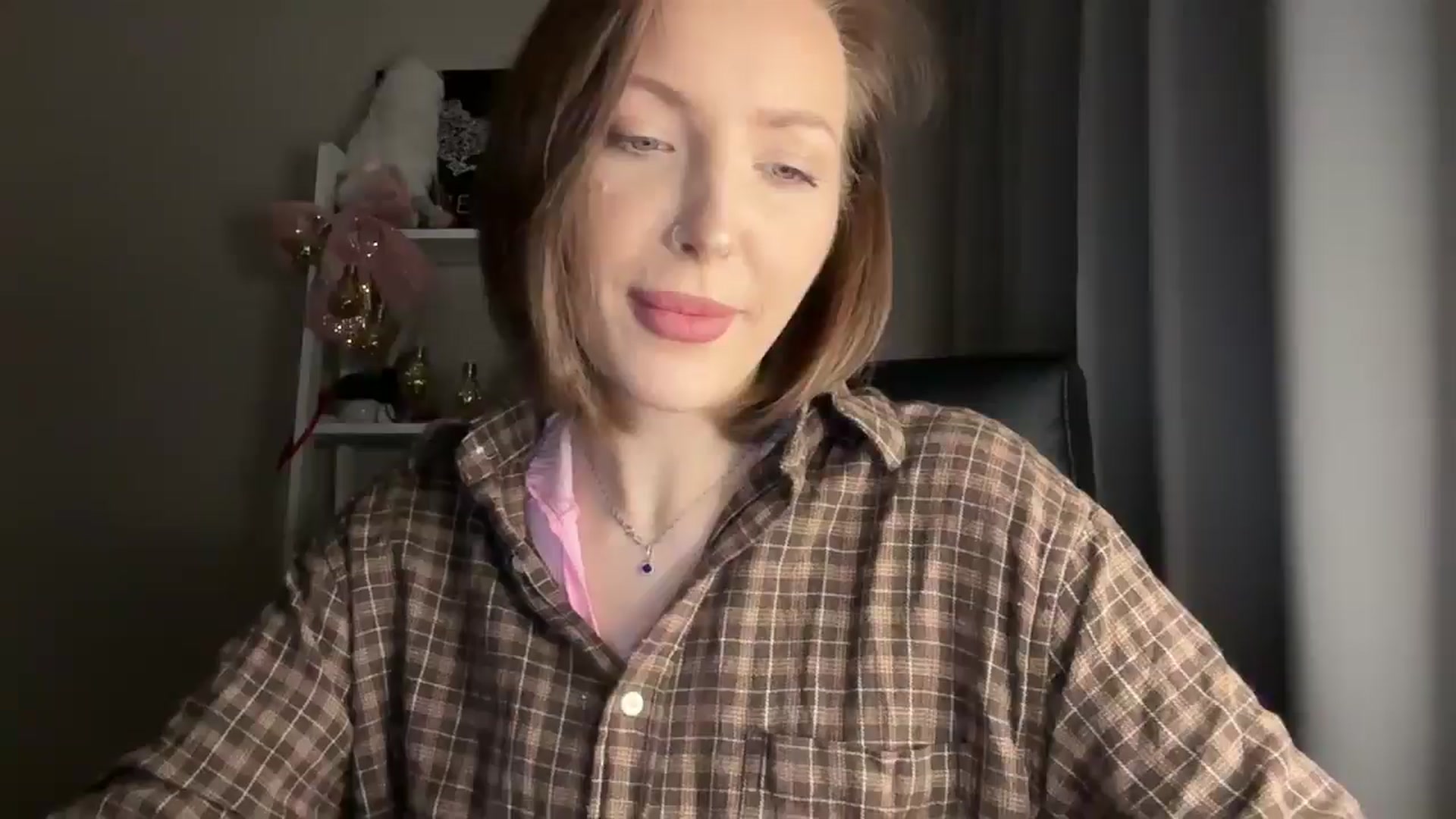 Di_Pearl video thumbnail