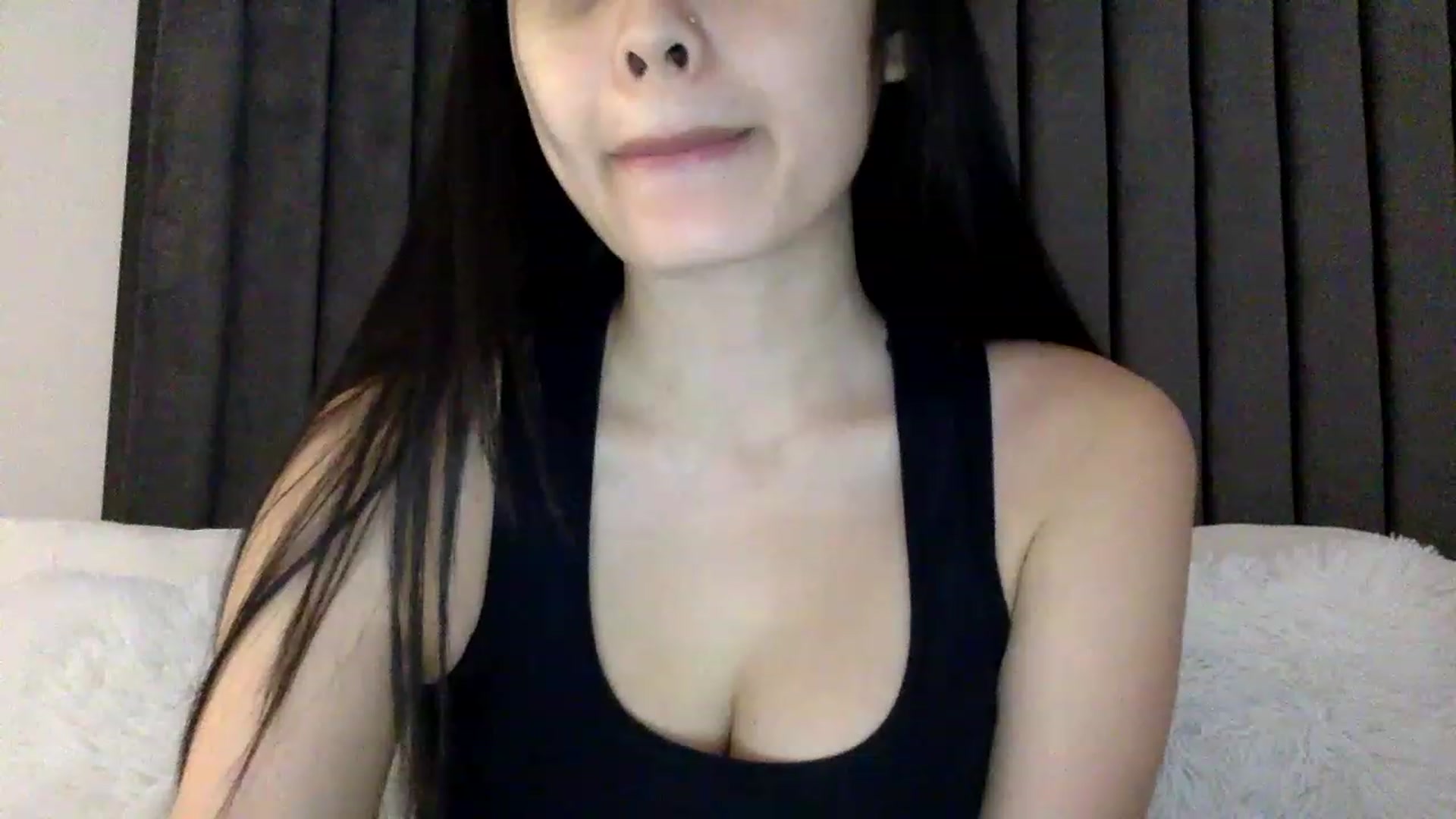 MsAkira video thumbnail