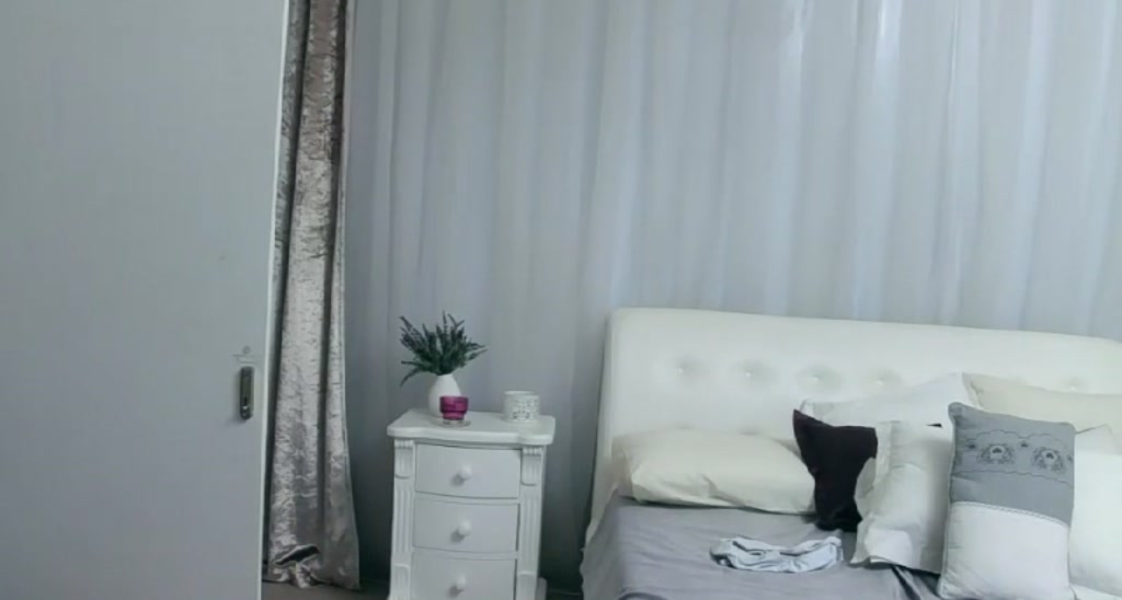 OneHotDiamond video thumbnail