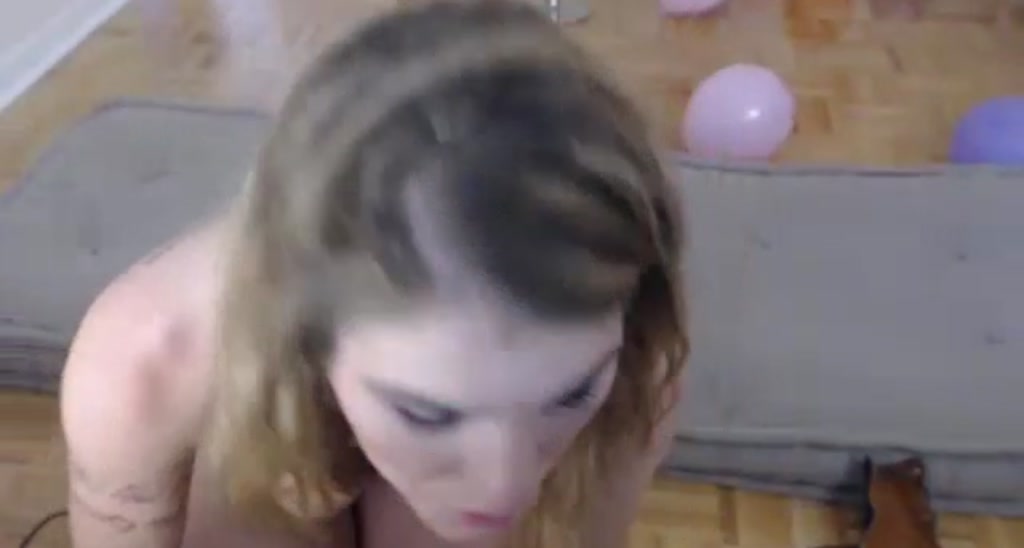 LaraLoxley video thumbnail