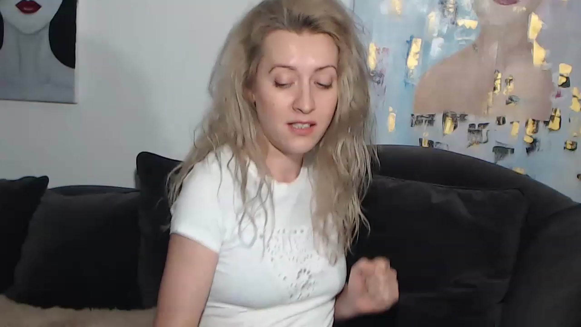 RrrBecca video thumbnail