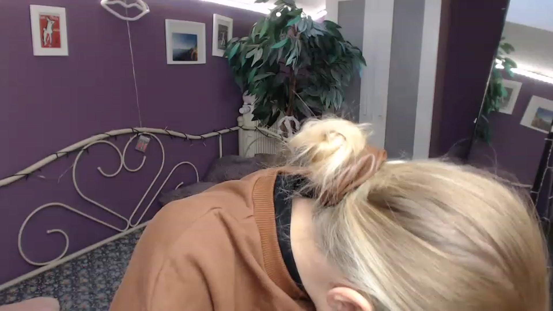 JoanQueen video thumbnail