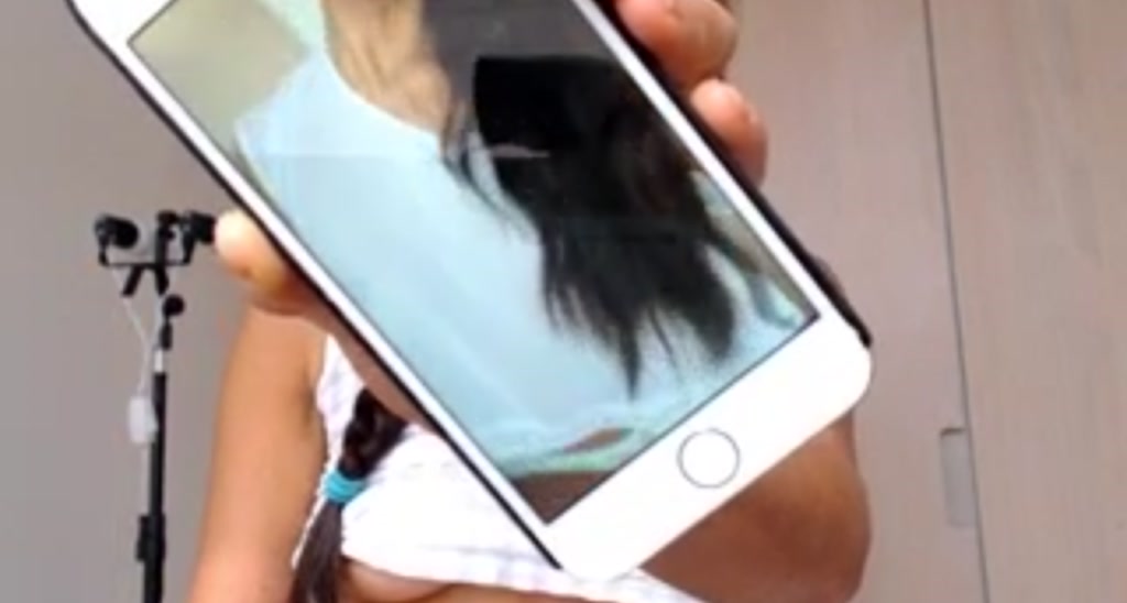 FloraBella_ video thumbnail