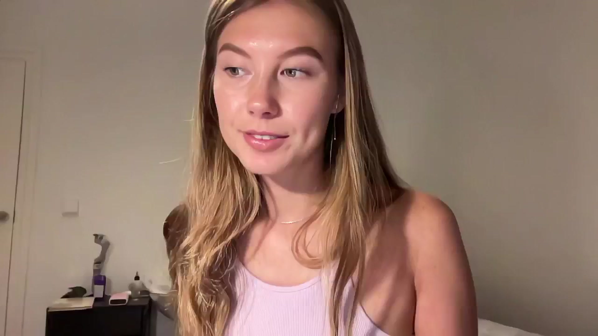 SurfGirls video thumbnail
