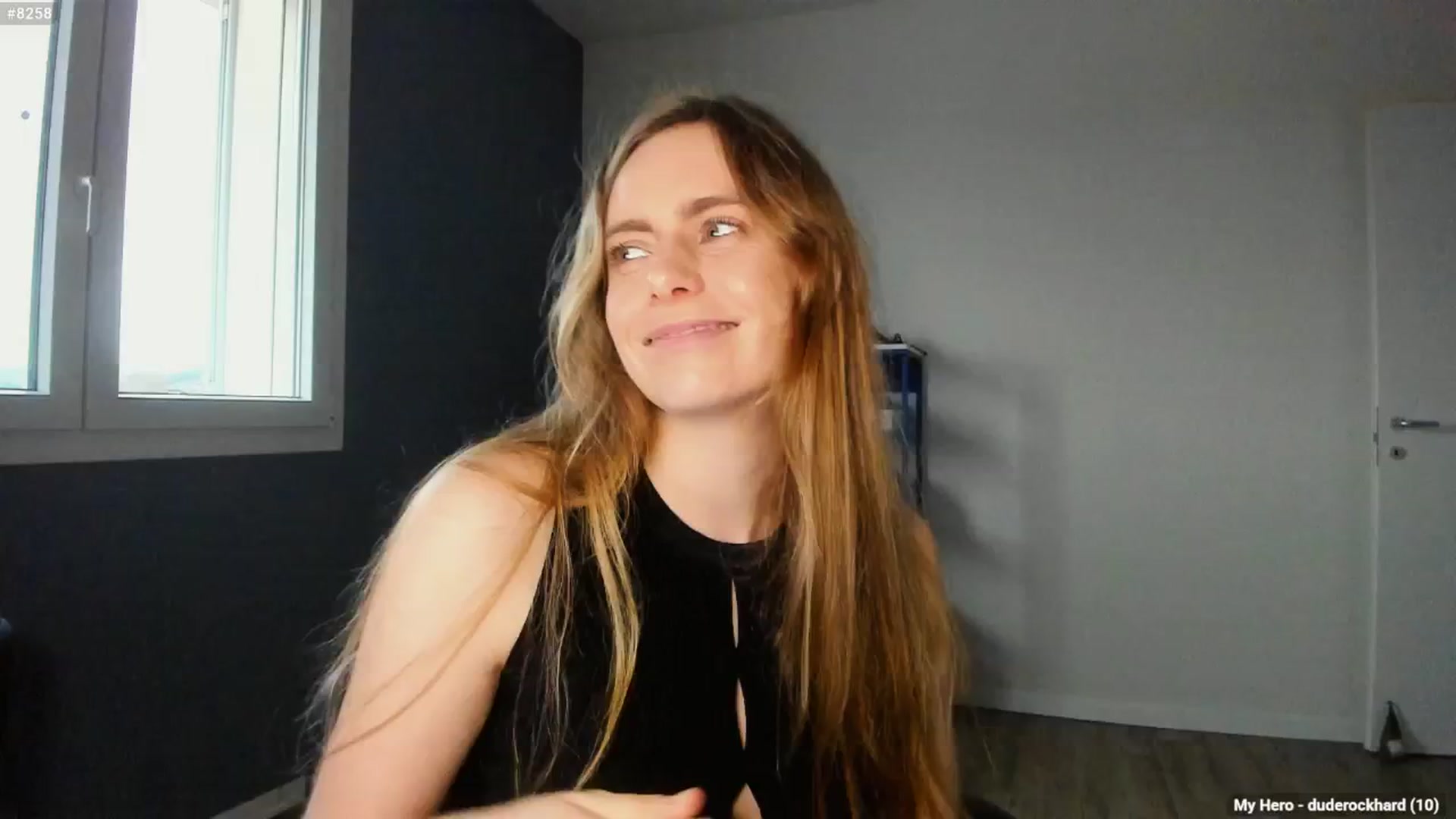 Personage video thumbnail
