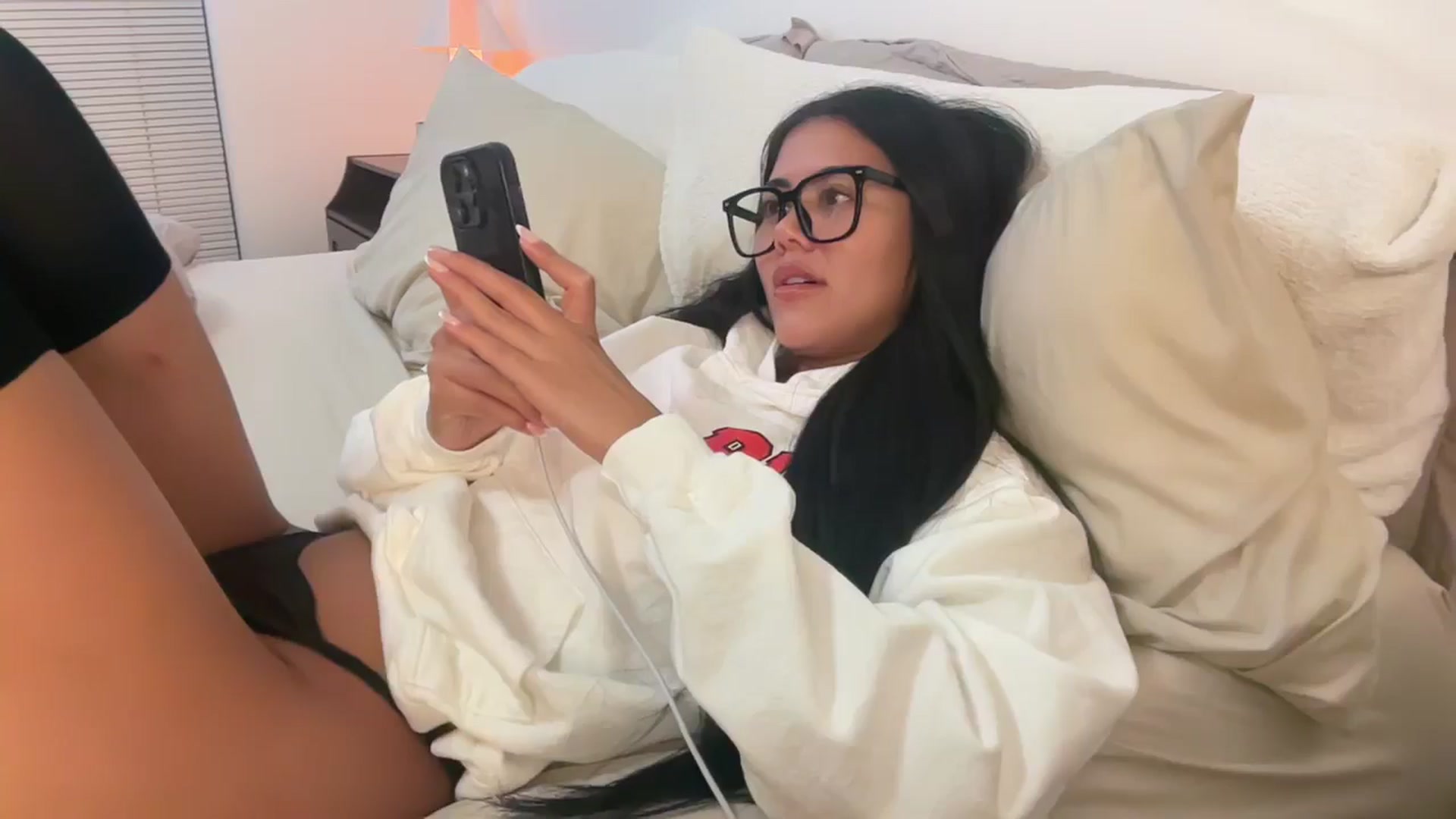 Naomilynn video thumbnail