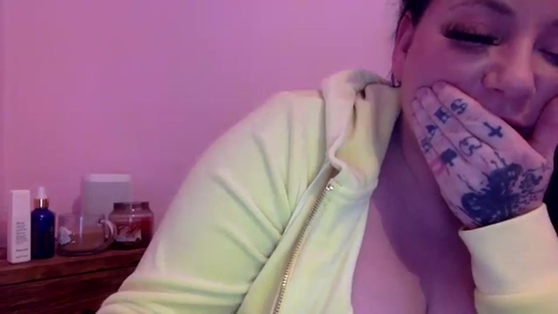 Pandabella video thumbnail