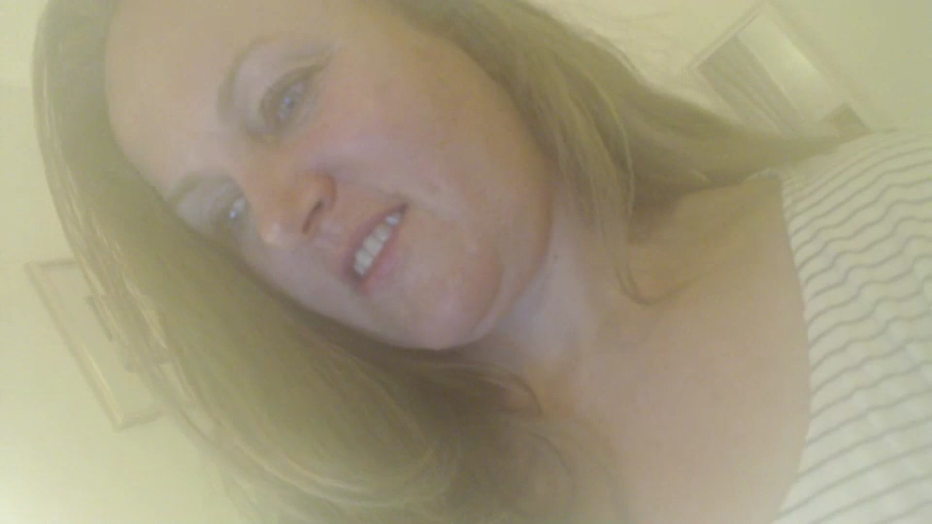 JustLily video thumbnail