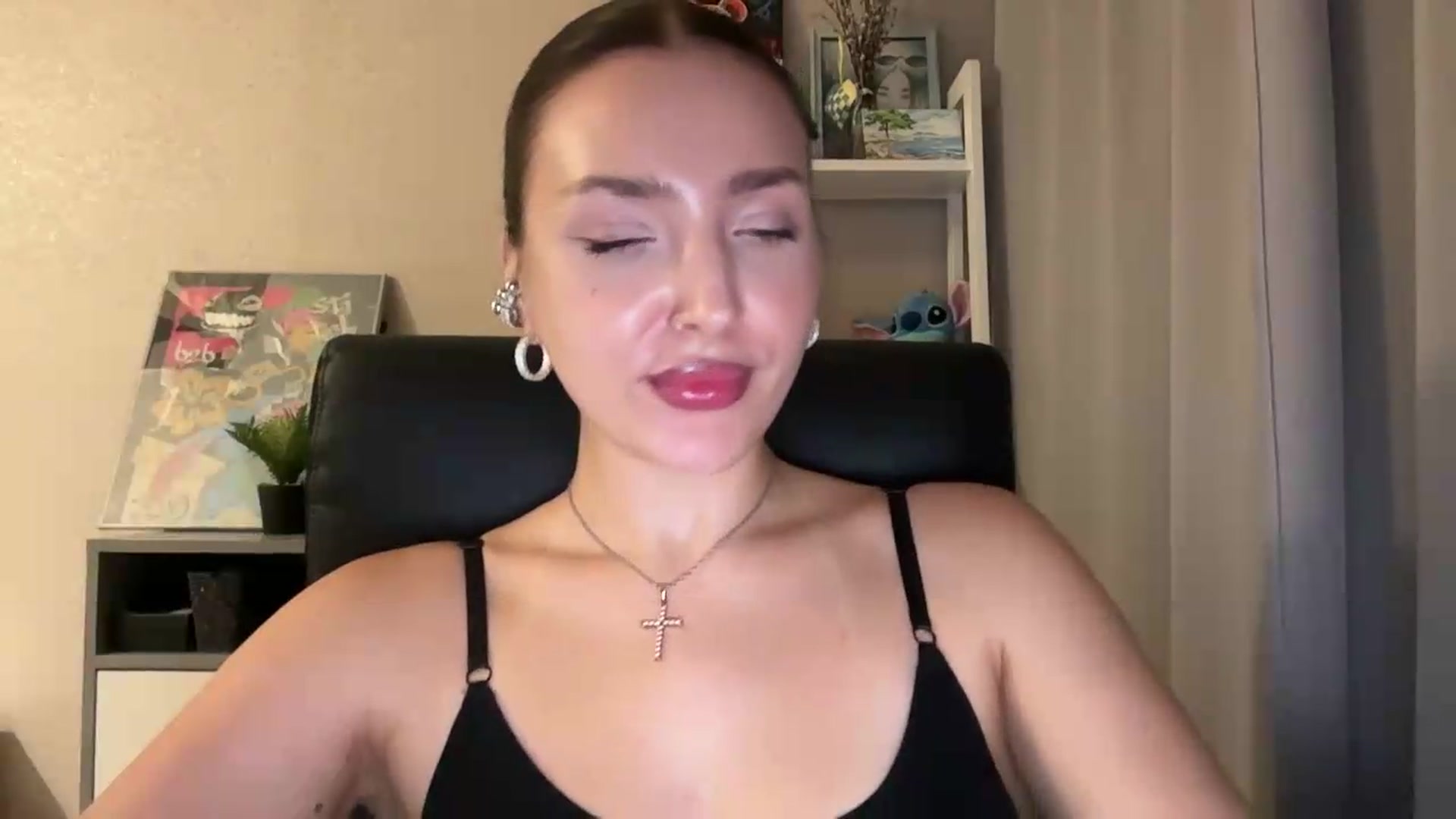 Di_Pearl video thumbnail