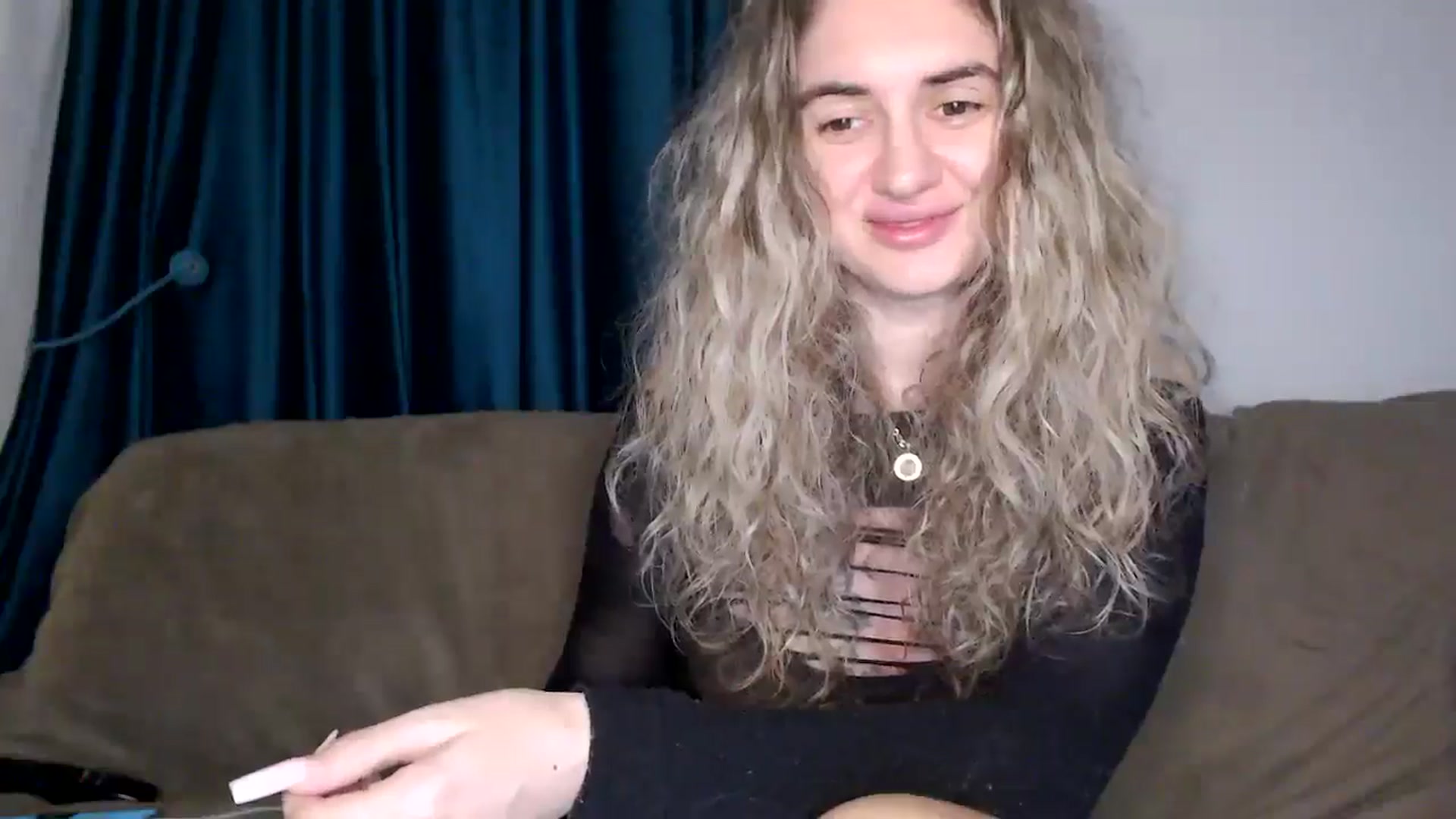 MissDivinna video thumbnail