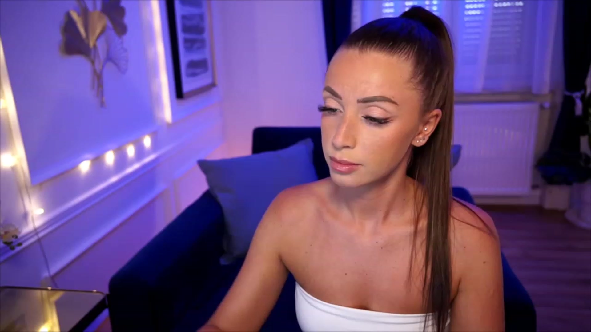 emma_ruby video thumbnail