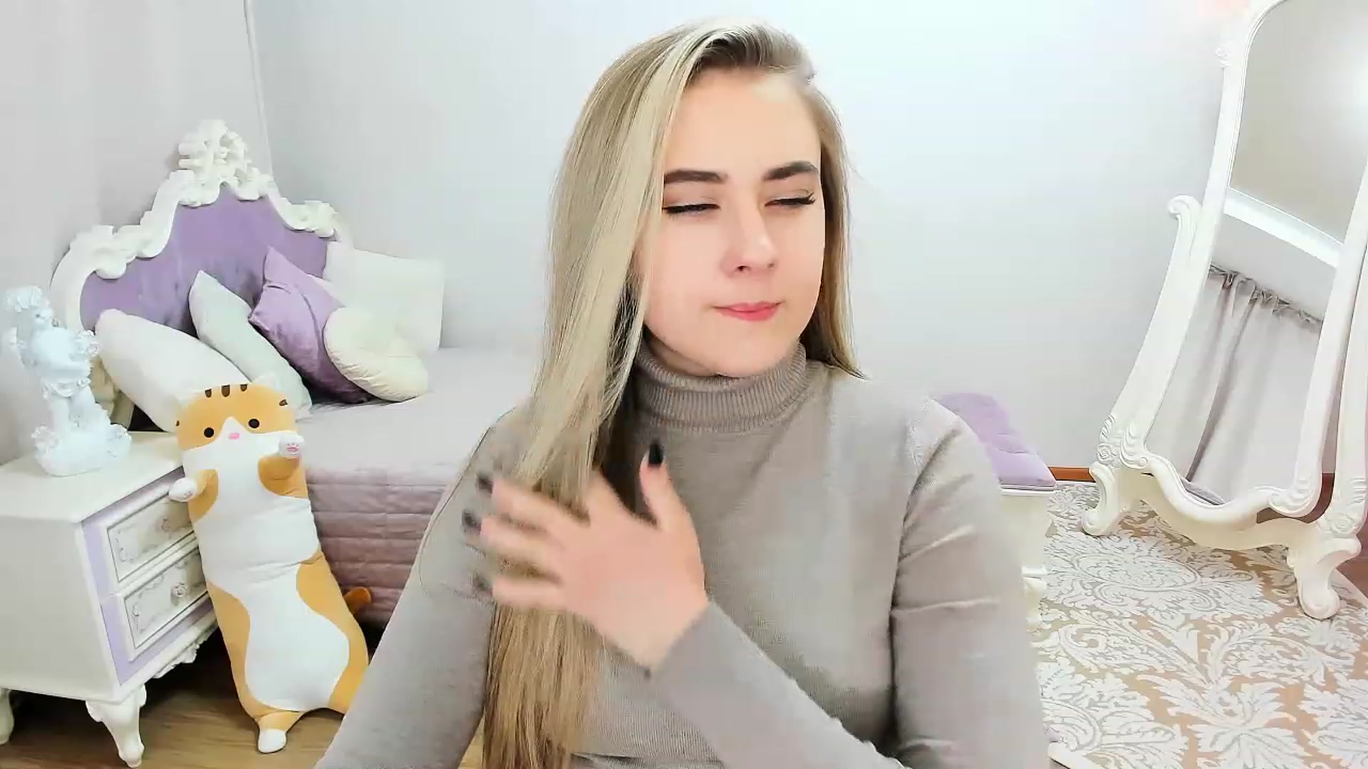 Auroraa__ video thumbnail