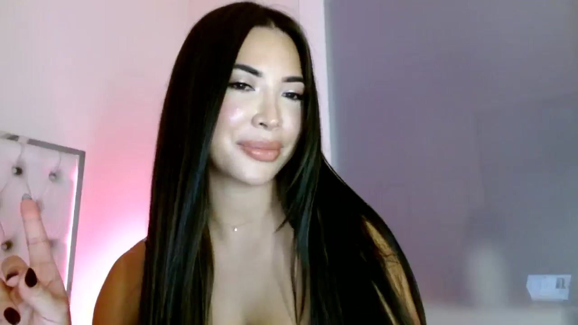 Juliana video thumbnail