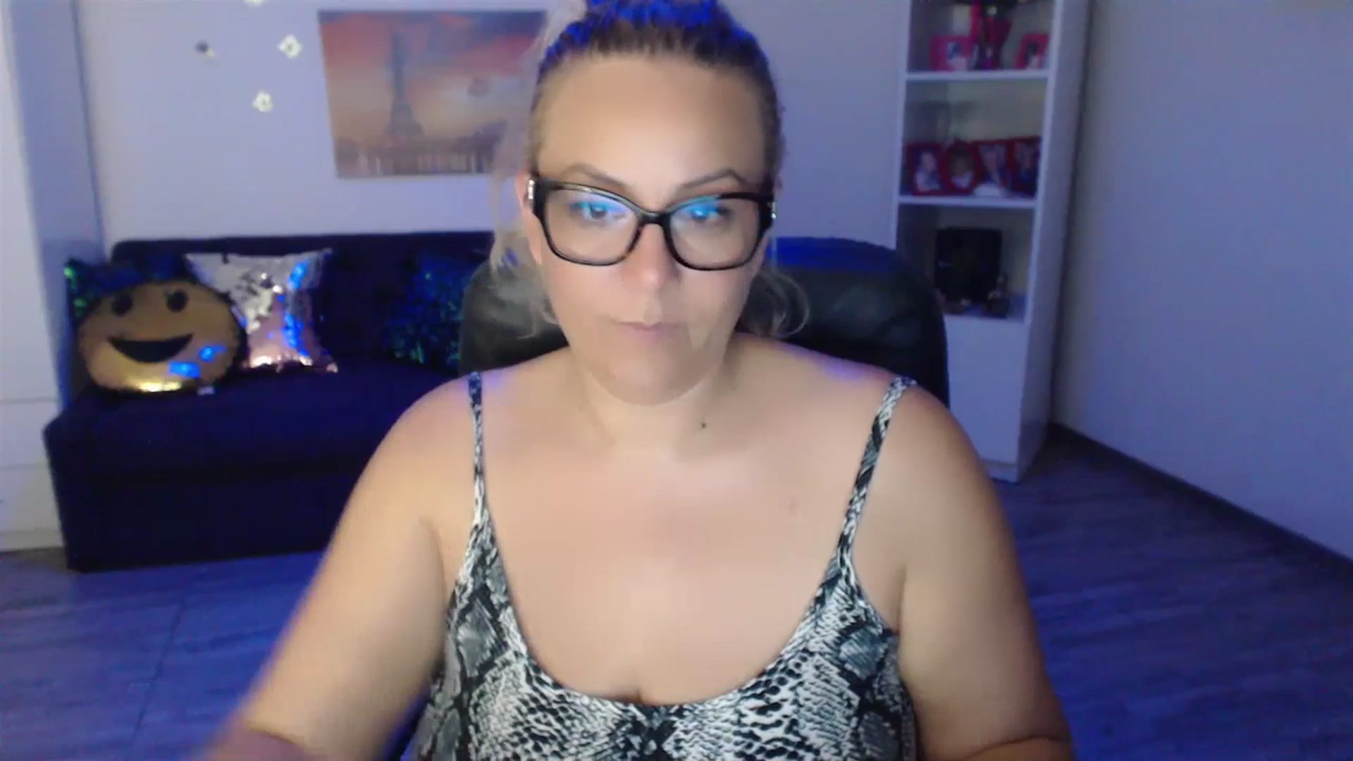 A_baby_Boo video thumbnail