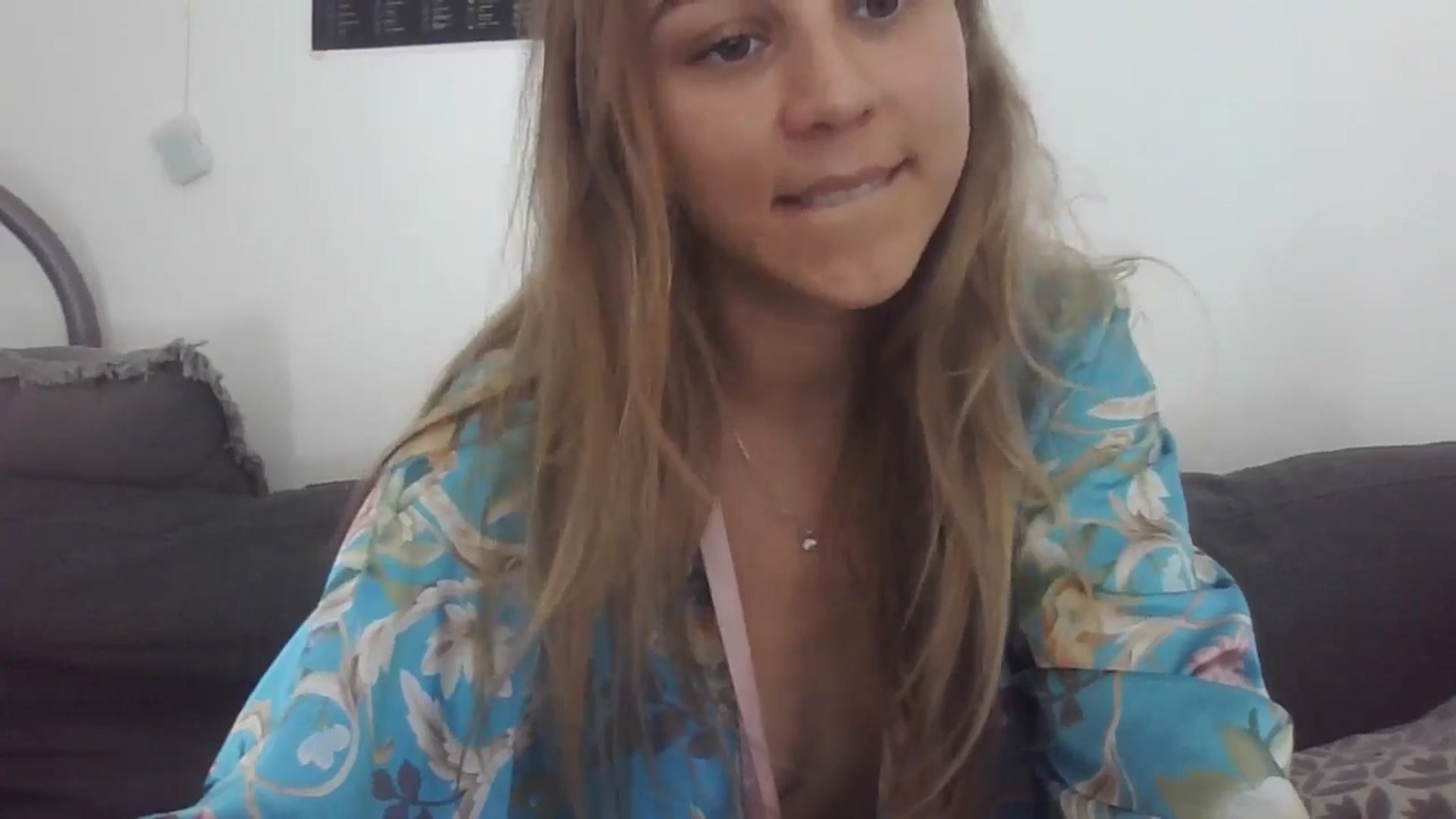 Hot_kitty19 video thumbnail