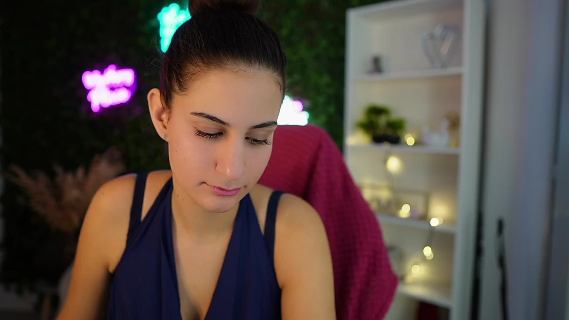 Clair_Meek video thumbnail