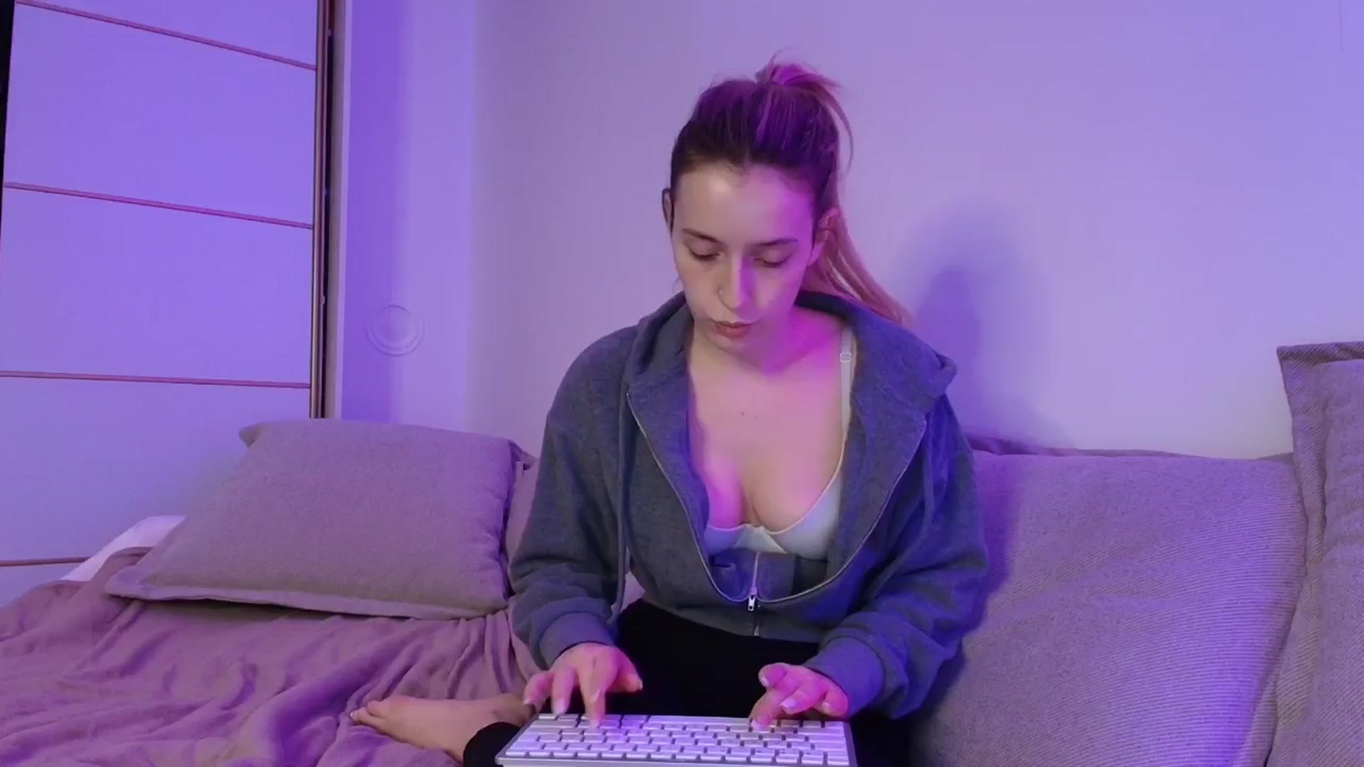 Elenaxkiss video thumbnail