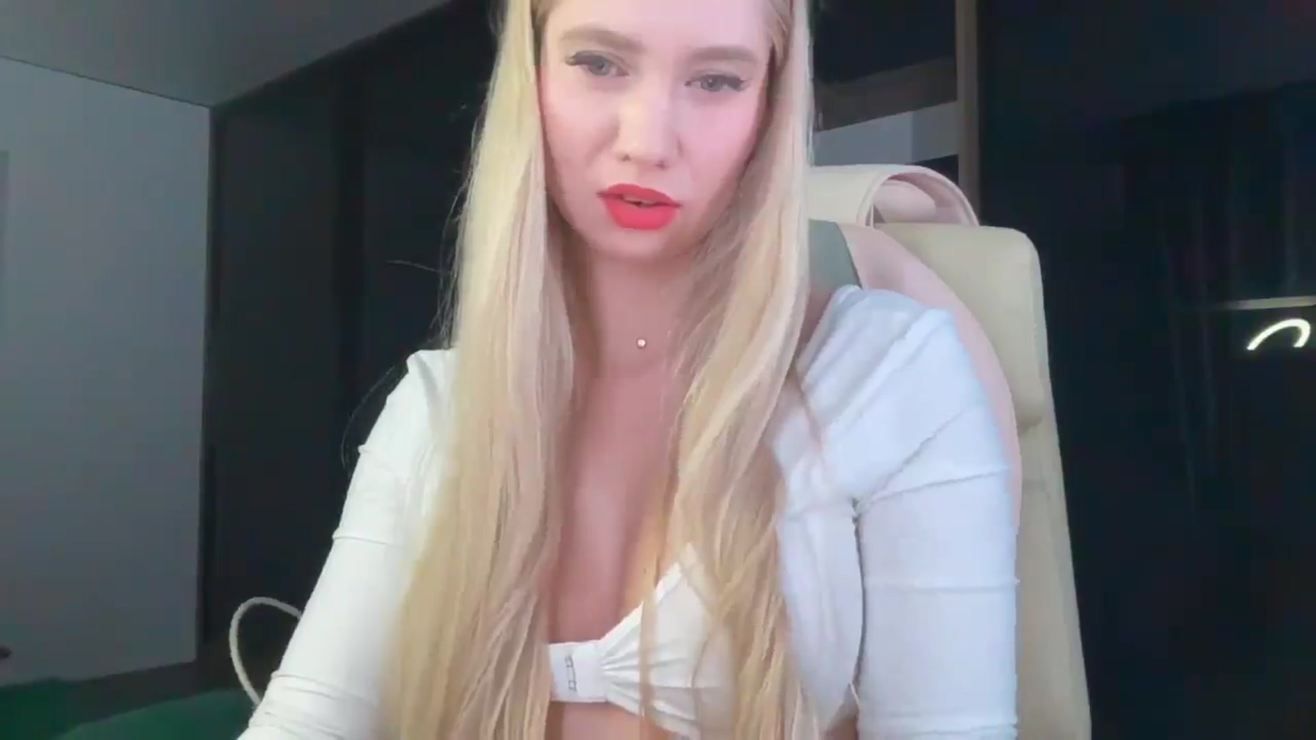 Miss_Sylvia video thumbnail