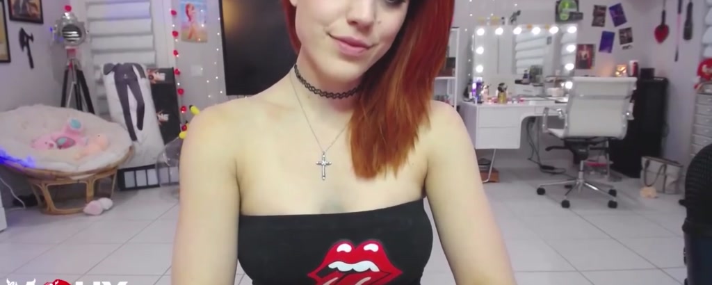 MissMolly video thumbnail