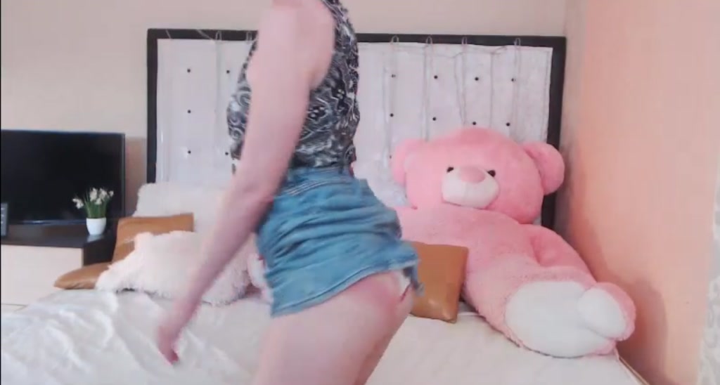 LiaAdrian video thumbnail