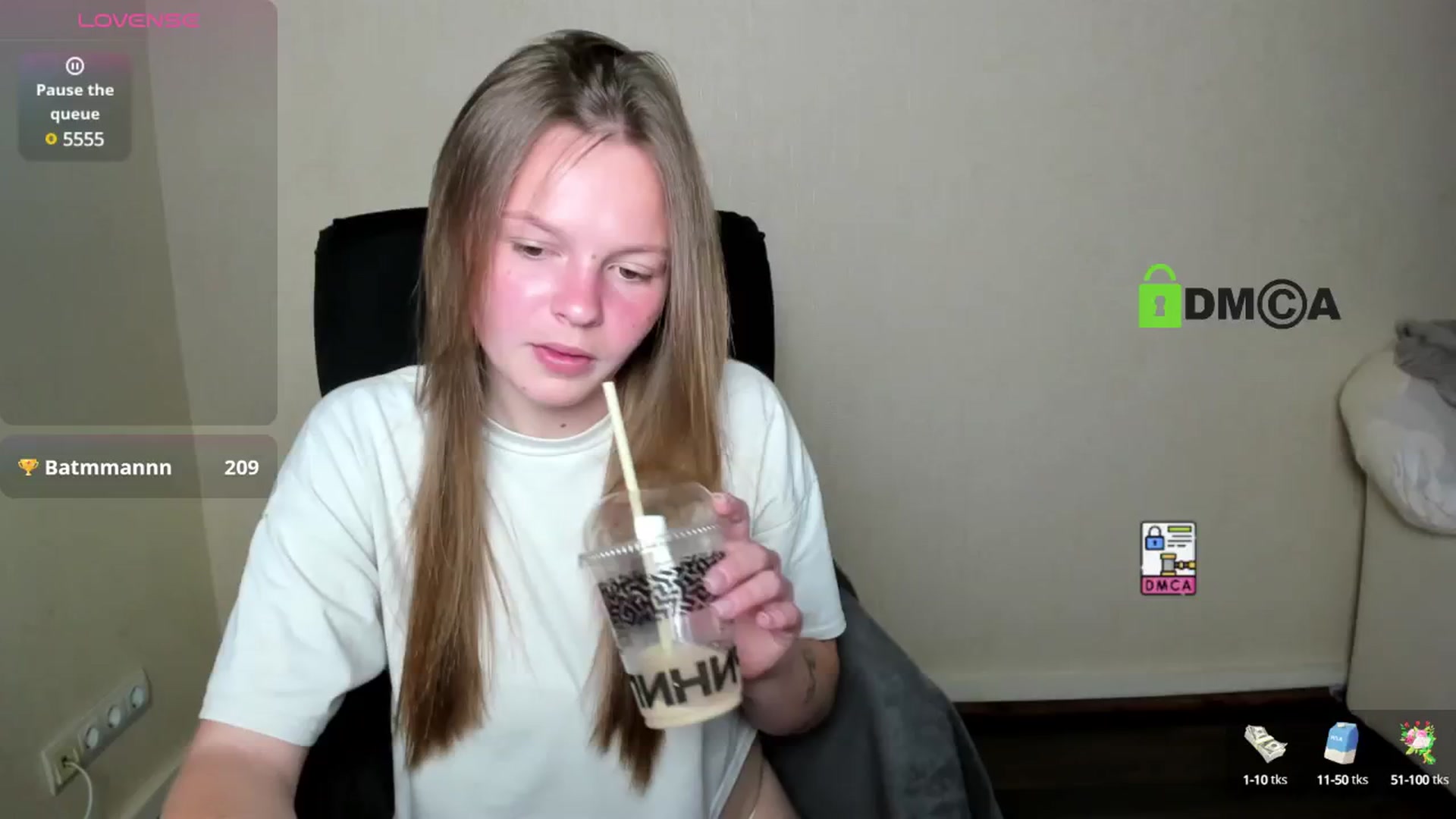 CuteDina video thumbnail