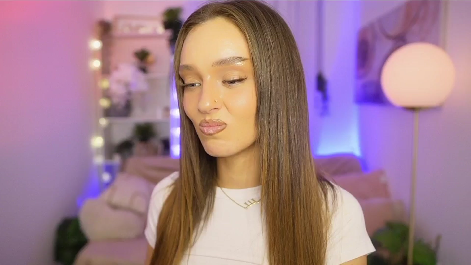 Clara_Mia video thumbnail