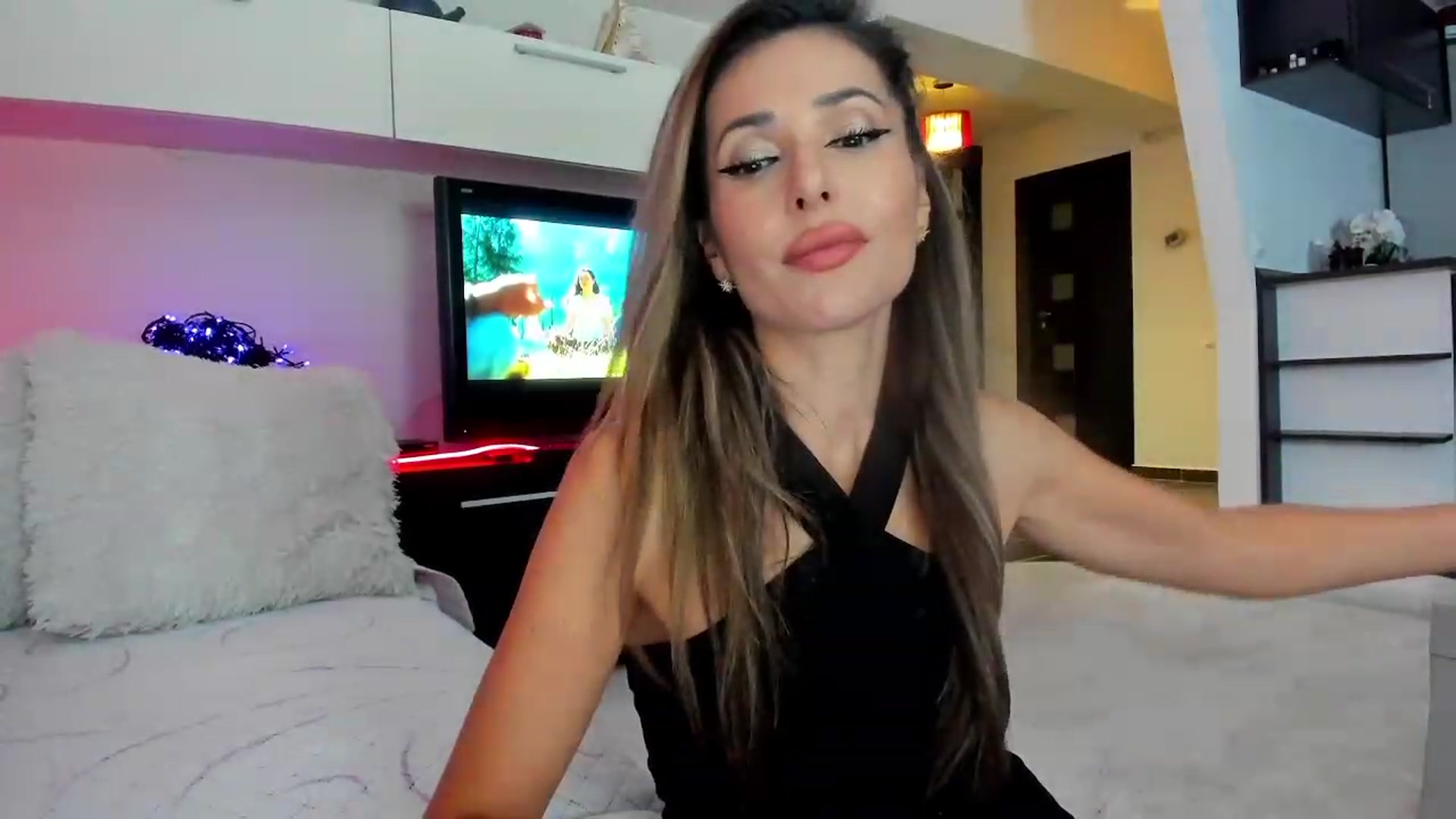 SmileyTinaa video thumbnail