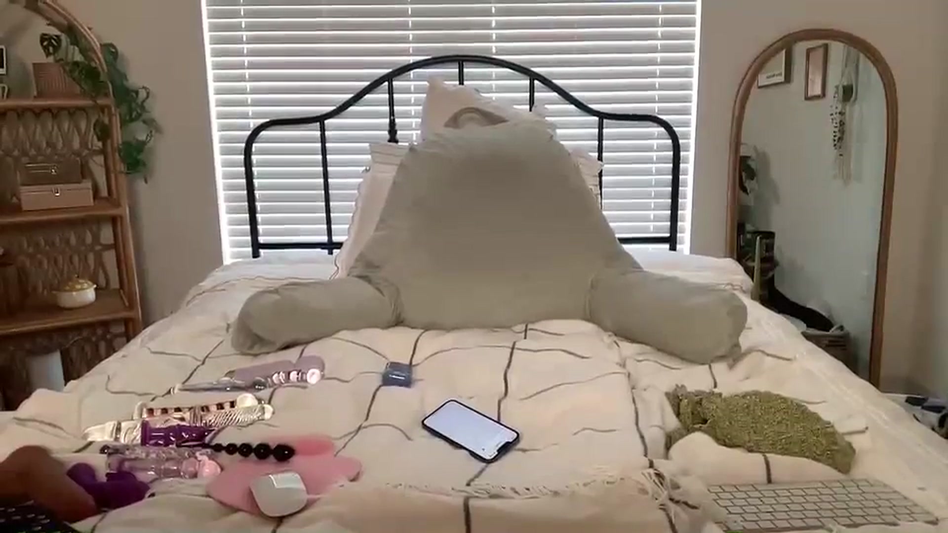 ZoeyLee94 video thumbnail