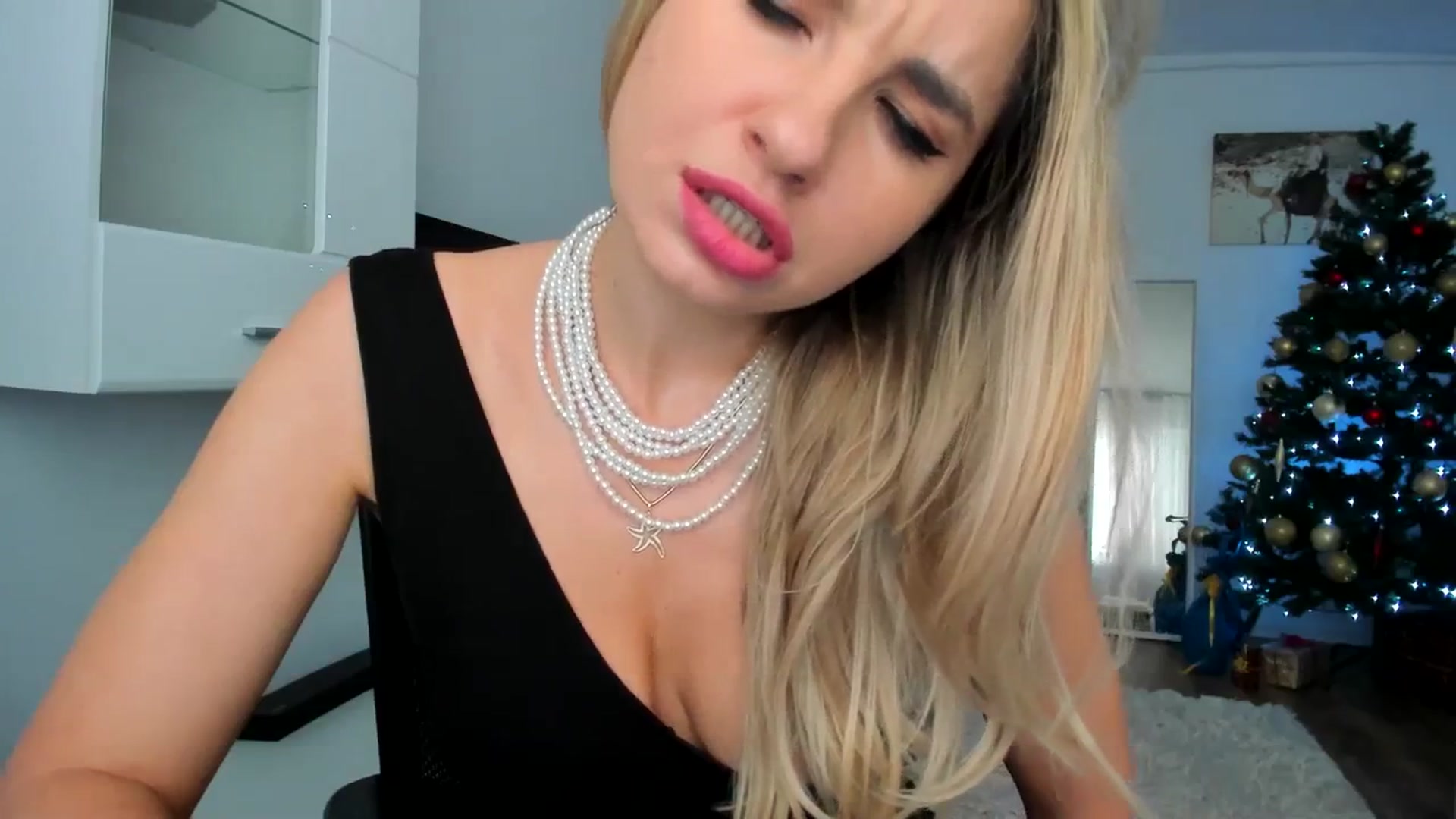 AlyMiss video thumbnail