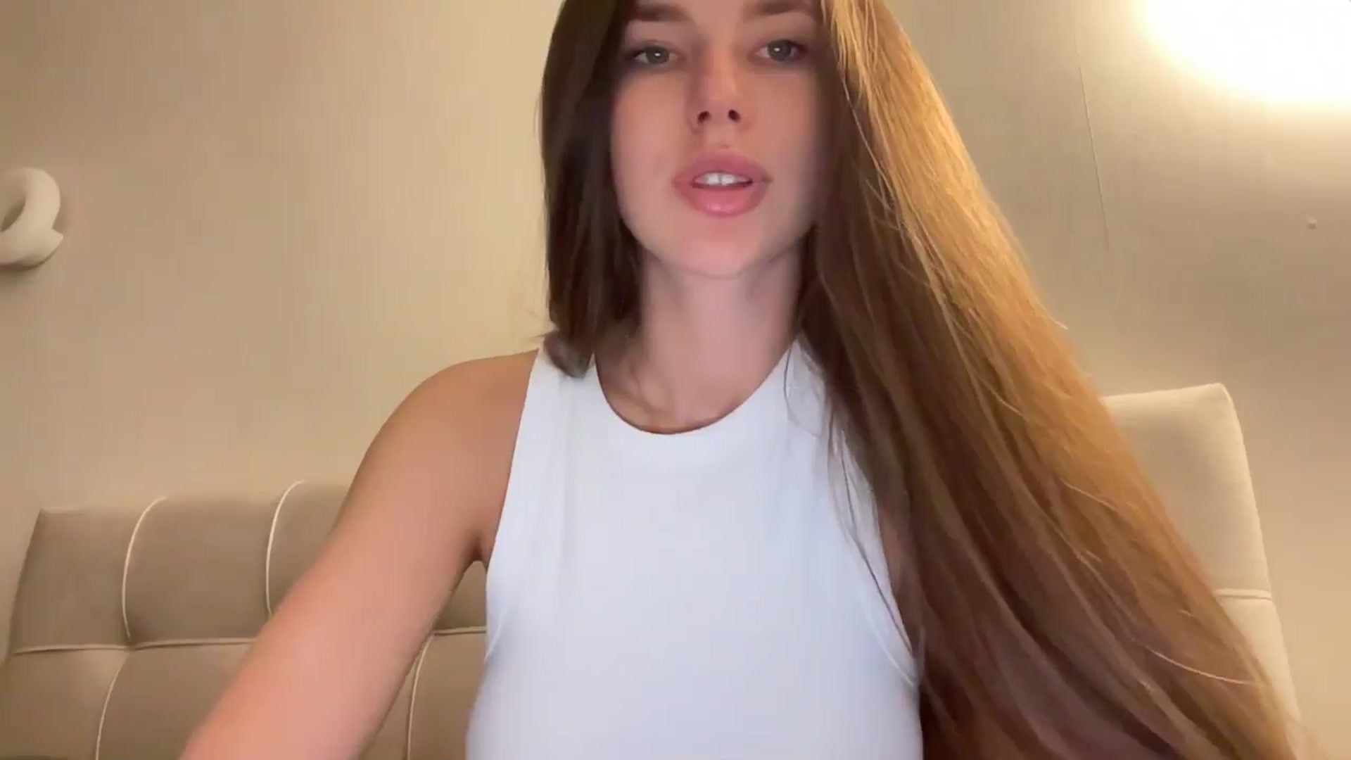 kissfreeze video thumbnail