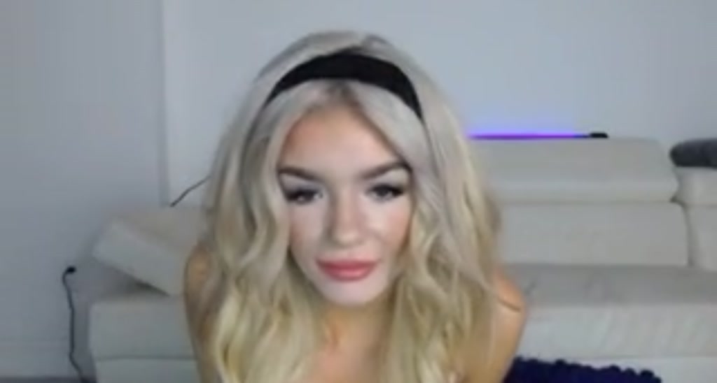 Elainaaxoxo video thumbnail