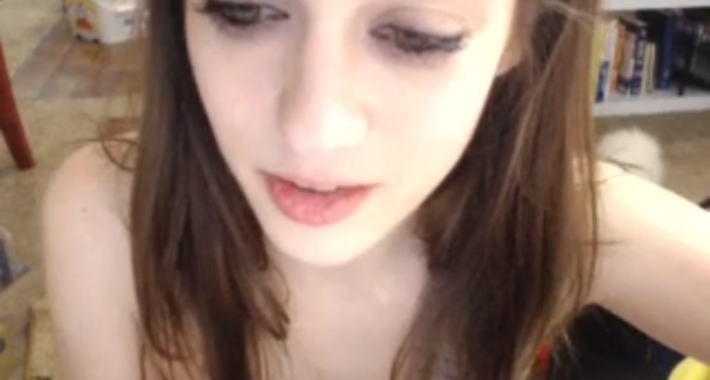 NaomiDee video thumbnail