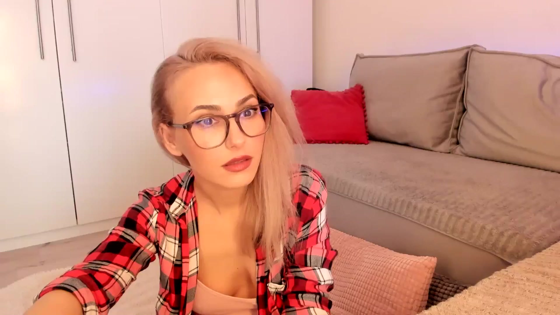 Simi__ video thumbnail