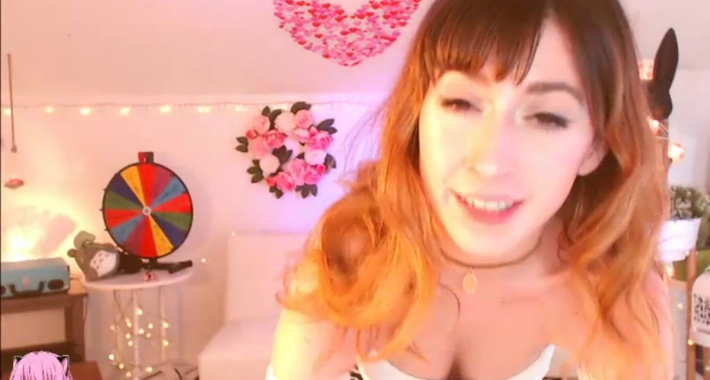 DearLilou video thumbnail