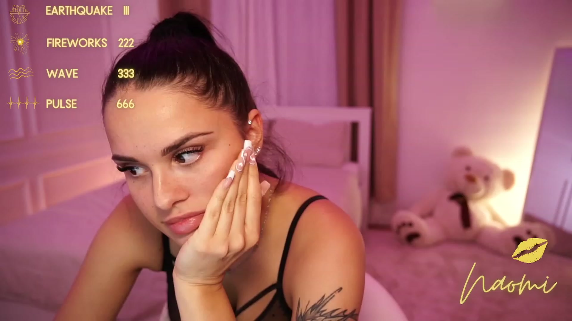 cinnabellee video thumbnail