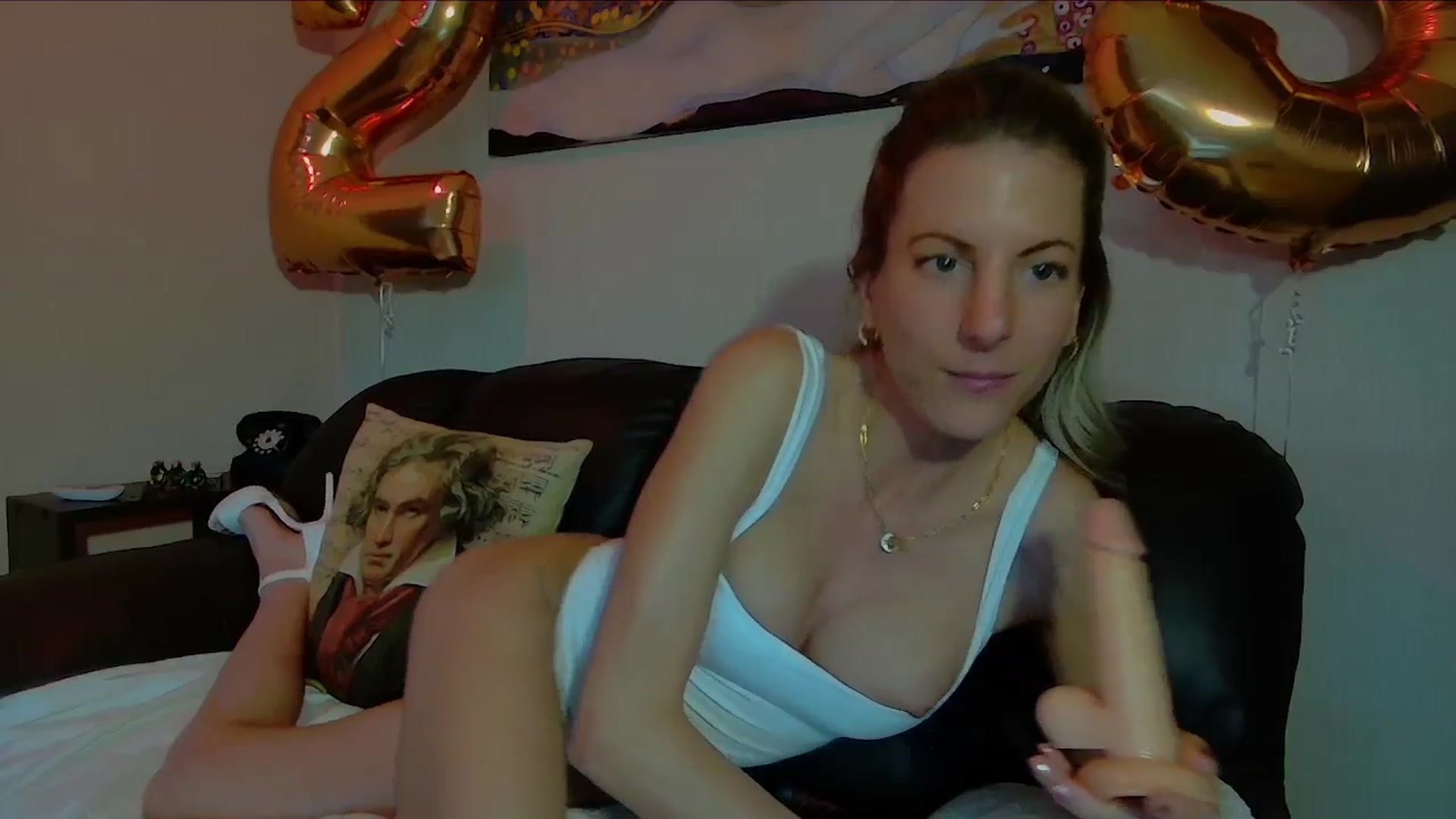 Helenadoll video thumbnail