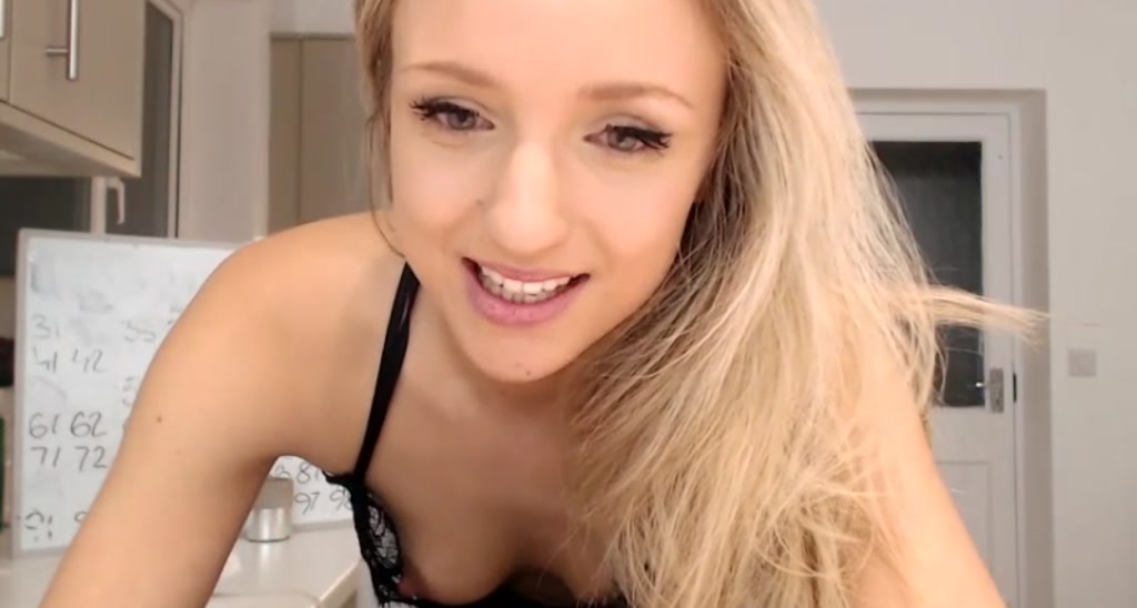 UKcandece video thumbnail